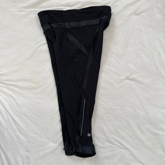 Lululemon capris leggings - Picture 3 of 4